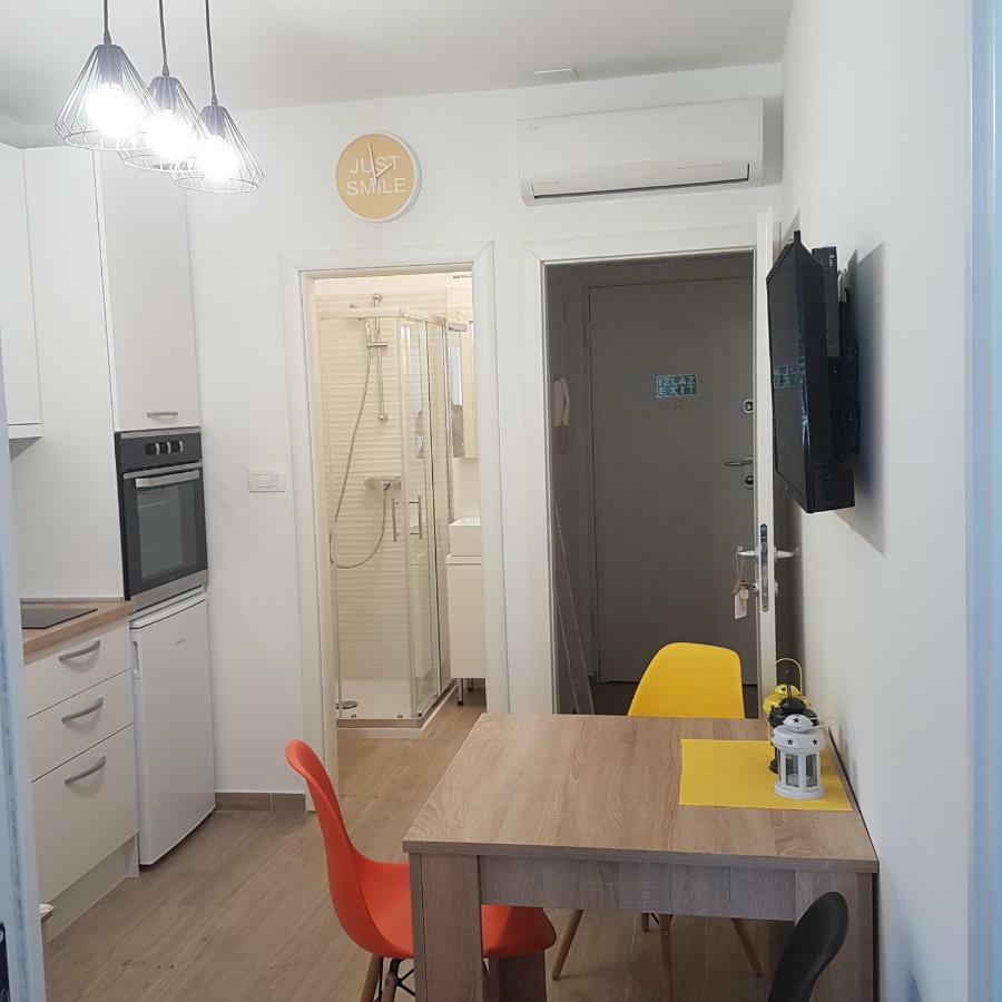 Apartment Milka Split Exterior photo